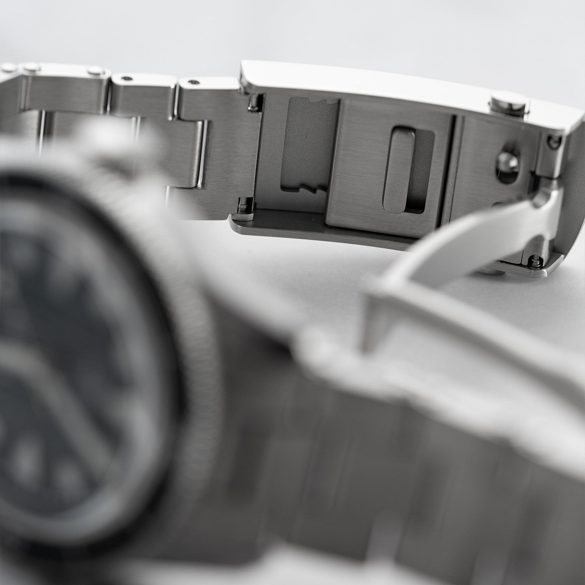 Méraud Bonaire Marine Blue - 40mm Swiss Made Vintage Dive Watch